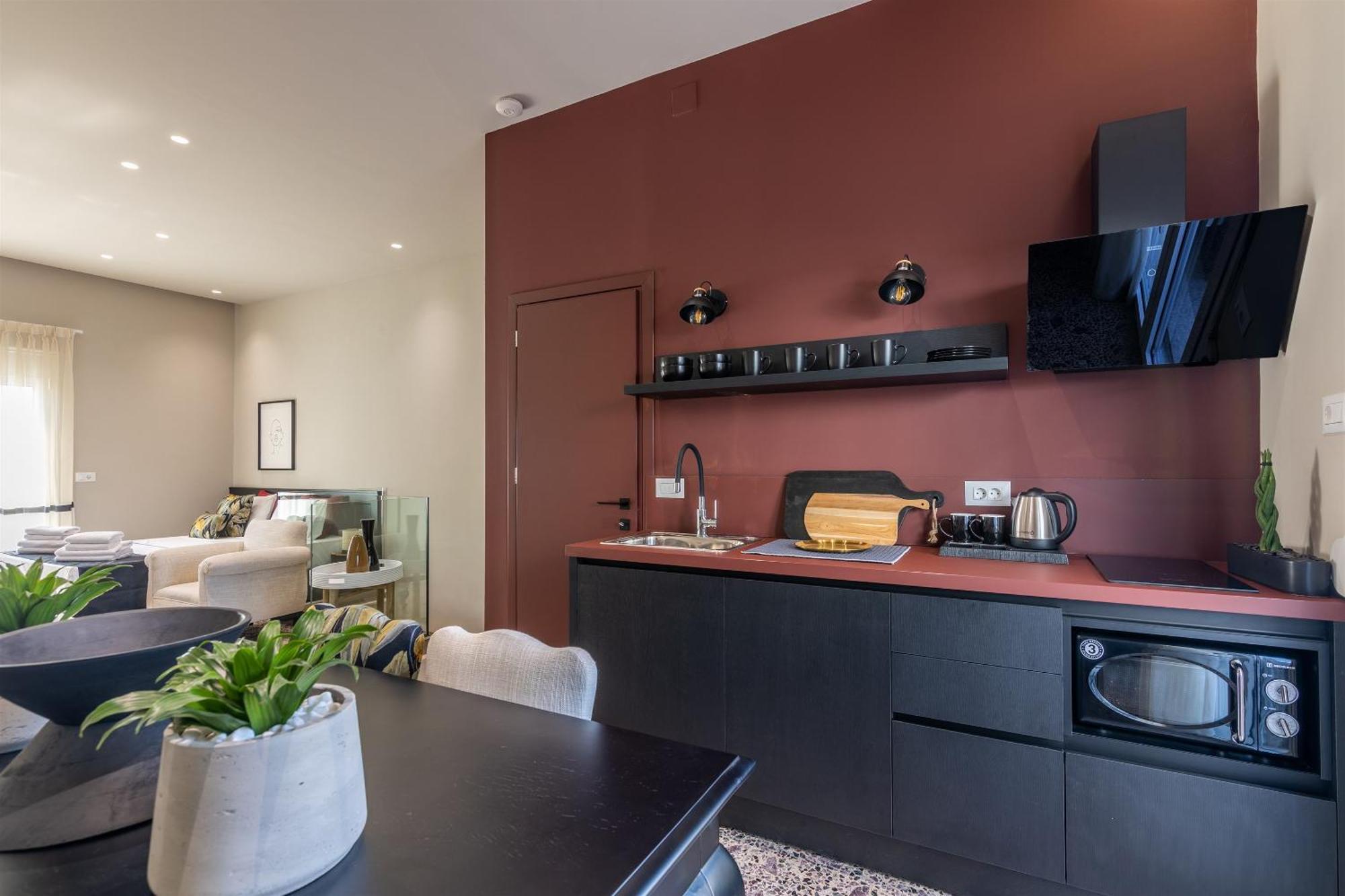 Andrews Luxury Suites Near The Airport Heraklion  Exterior photo